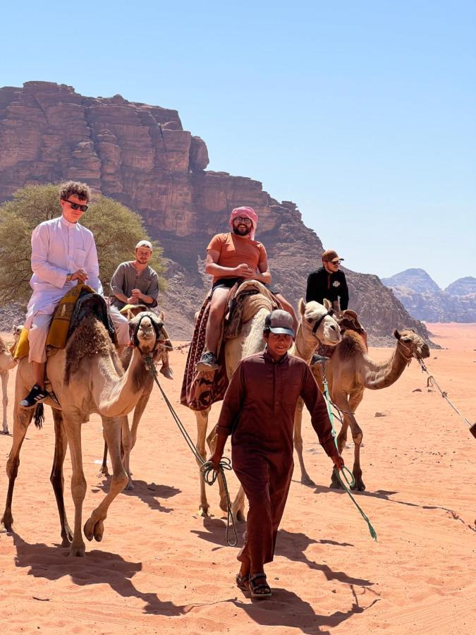 Oblivion Camp Hotel Wadi Rum Bagian luar foto