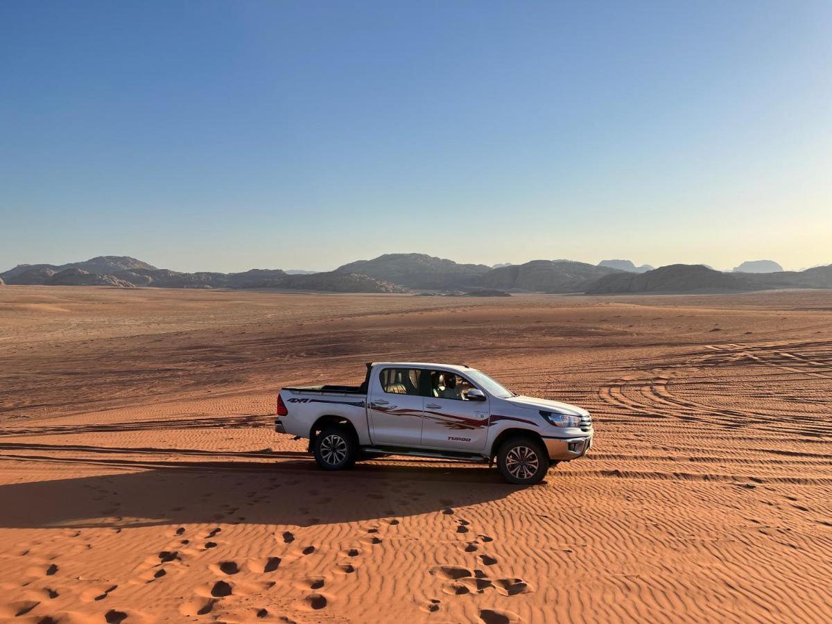 Oblivion Camp Hotel Wadi Rum Bagian luar foto
