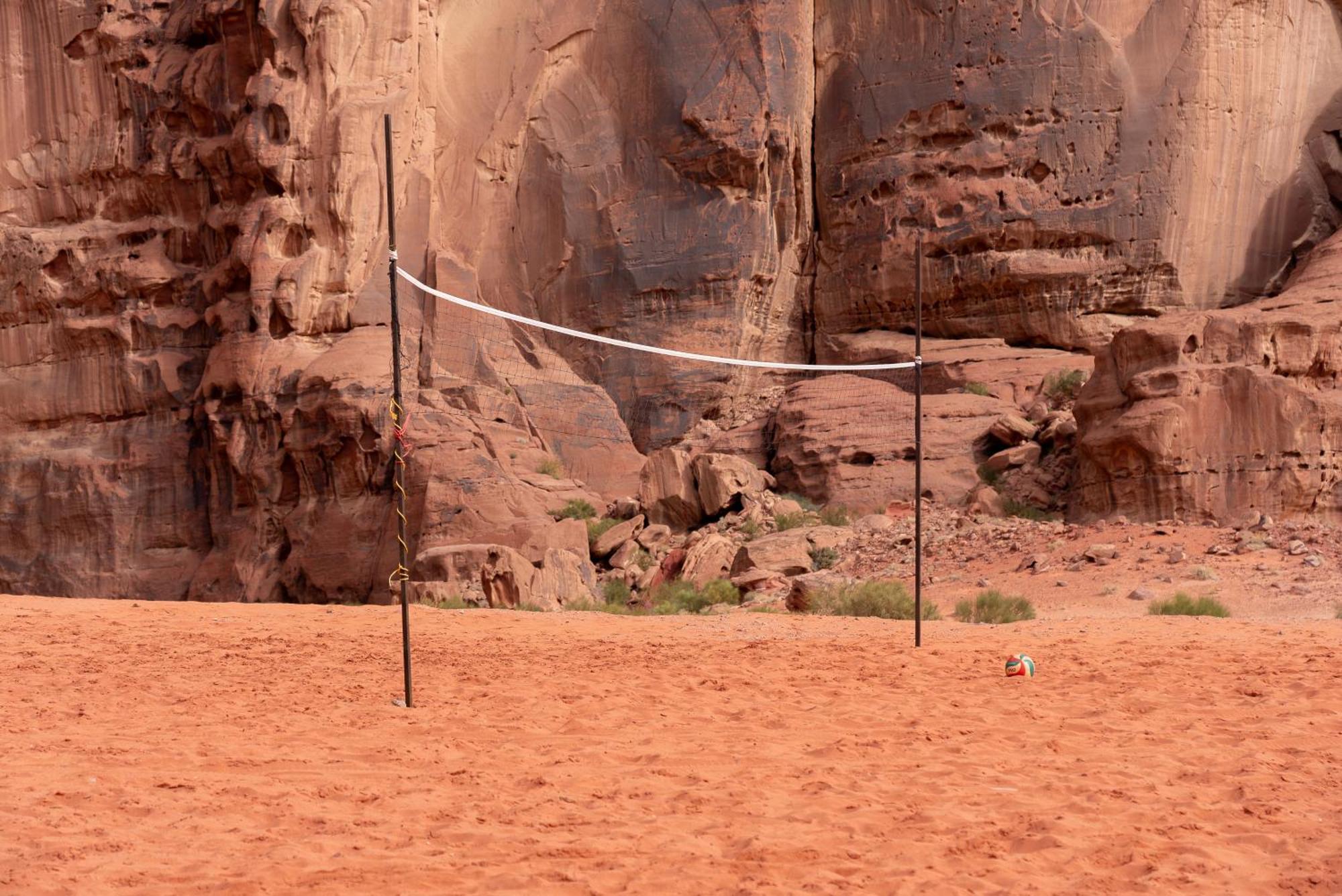 Oblivion Camp Hotel Wadi Rum Bagian luar foto