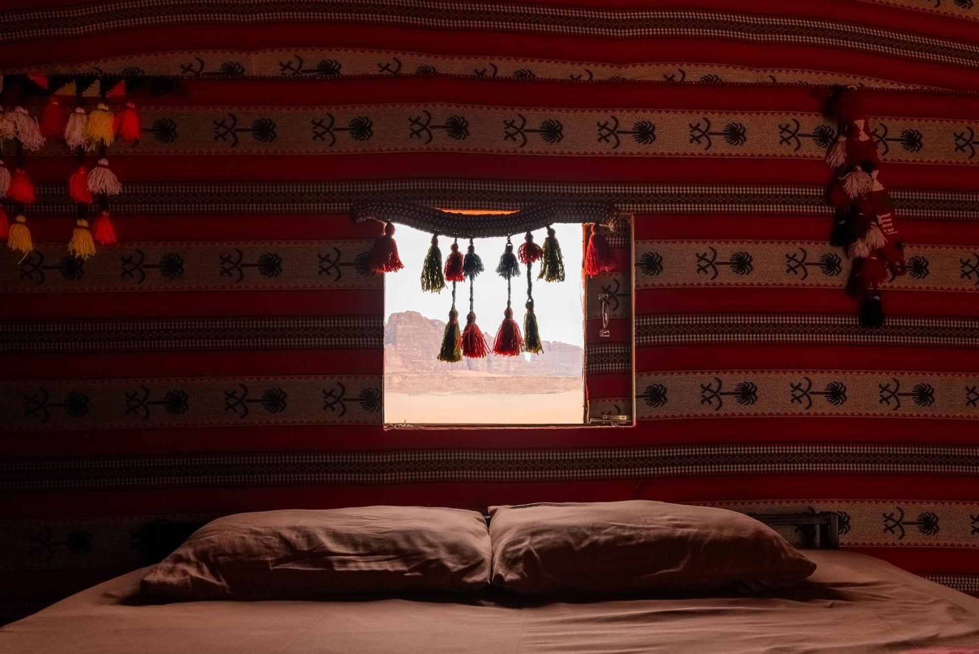 Oblivion Camp Hotel Wadi Rum Bagian luar foto